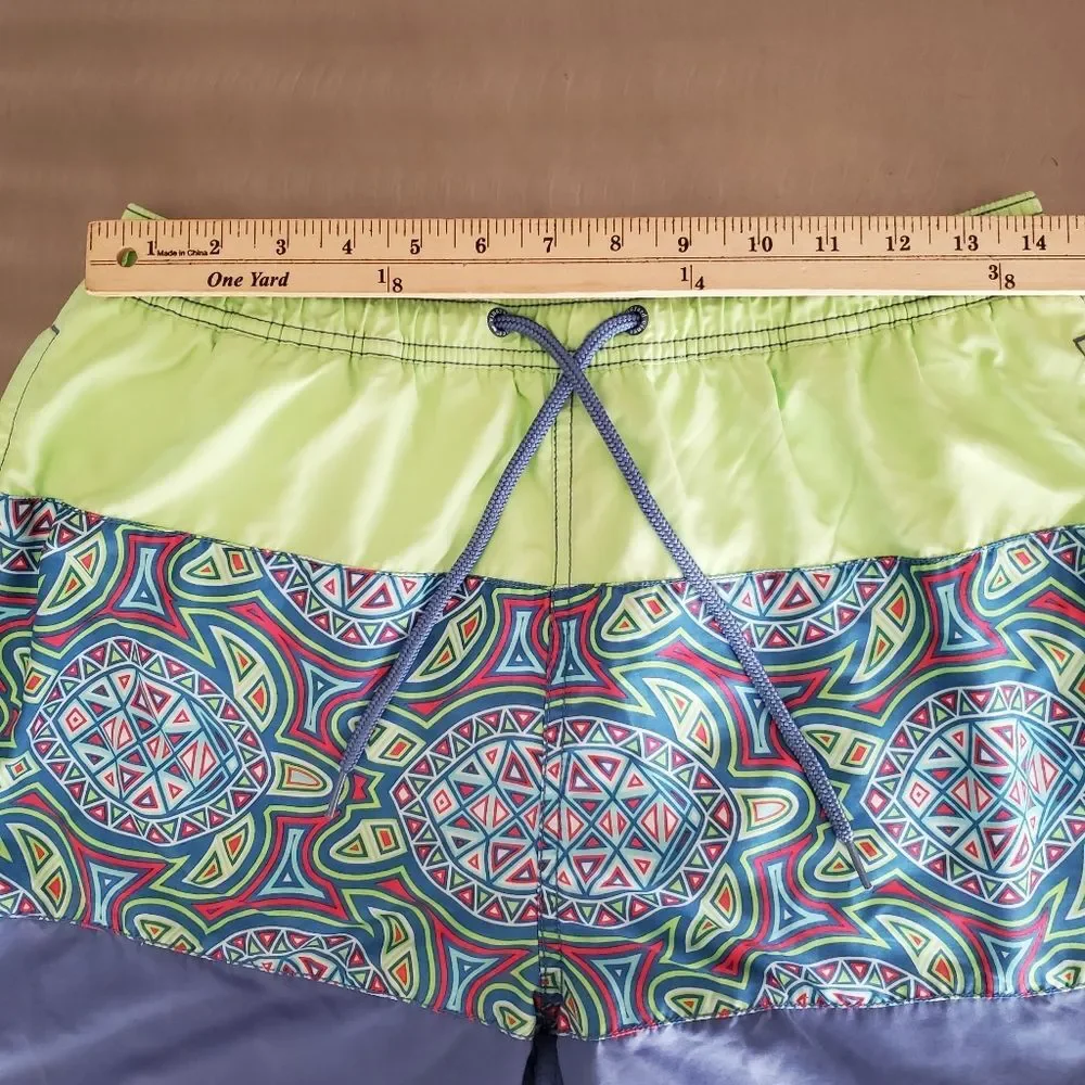 Vineyard Vines Sea of Turtles Bungalow Swim Trunks Blue Green Men’s M